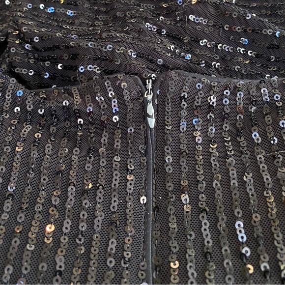LDT Sequin Mini Dress Long Sleeve Front Twist Black Size 14 - Picture 8 of 12